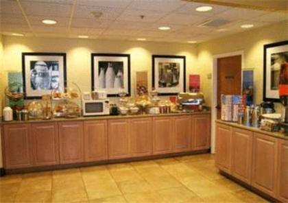 Hampton Inn Beaufort - image 5