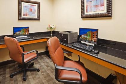 Holiday Inn Hotel & Suites Beaufort at Highway 21 an IHG Hotel - image 20