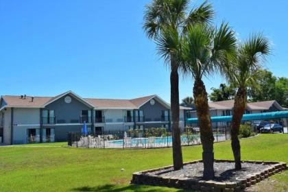 Howard Johnson by Wyndham Beaufort/Parris Island - image 5