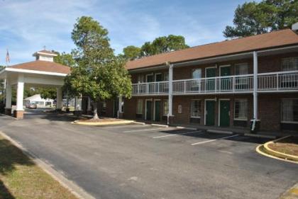 America's Best Inn Beaufort - image 3