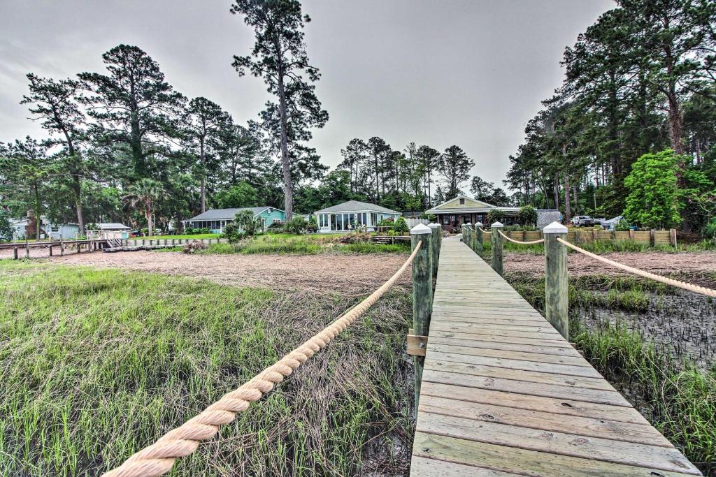 Sunset Cottage - Paukie Island Home with Dock! - image 5