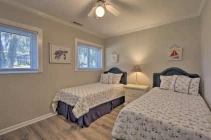 Pet-friendly Escape Less Than 9 Miles to Downtown Beaufort - image 12