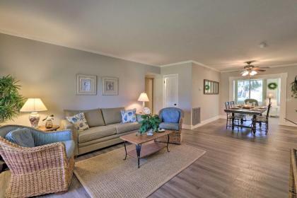 Pet-friendly Escape Less Than 9 Miles to Downtown Beaufort - image 3