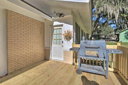 Pet-friendly Escape Less Than 9 Miles to Downtown Beaufort - image 8