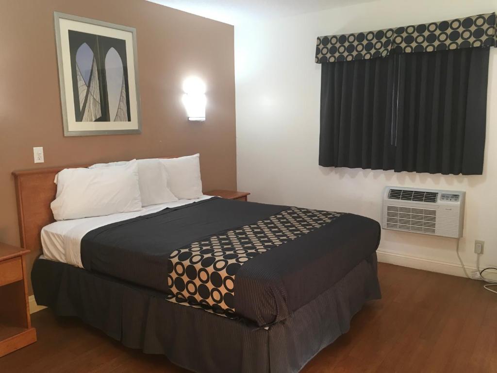 Americas Best Value Inn Beaumont California - main image