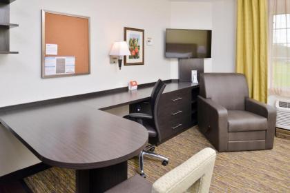 Candlewood Suites Beaumont an IHG Hotel - image 9