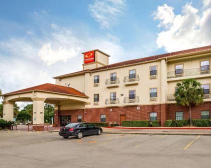 Econo Lodge Inn & Suites Beaumont - image 10