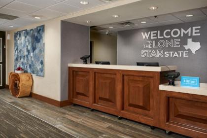 Hampton Inn Beaumont - image 2