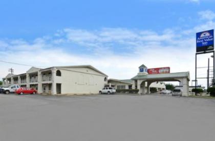 Americas Best Value Inn Beaumont - image 2