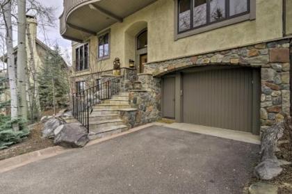 Luxe Greystone Escape with Hot Tub - Walk to Slopes! - image 5