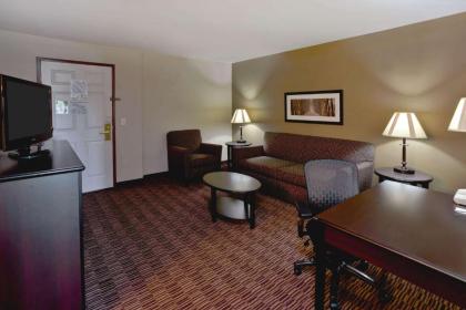 AmericInn by Wyndham Beaver Dam - image 11