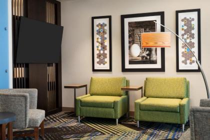 Holiday Inn Express & Suites - Beaver Dam an IHG Hotel - image 3