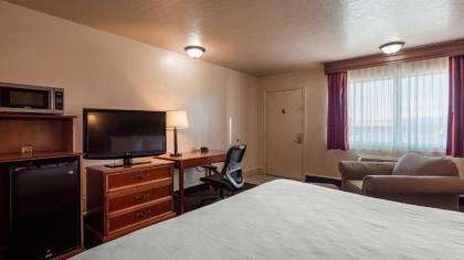 Best Western Paradise Inn - image 12