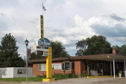 DeLano Motel & RV Park Beaver - image 1