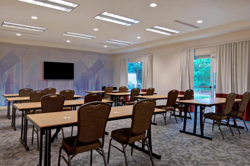 Hilton Garden Inn Portland/Beaverton - image 7