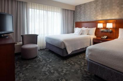 Courtyard by Marriott Portland Beaverton - image 3