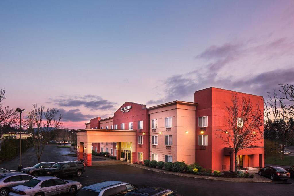 DoubleTree by Hilton Portland - Beaverton - main image