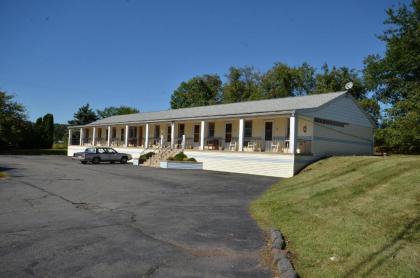 Budget Host Inn Pottstown - image 6