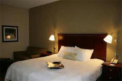 Hampton Inn Beckley - image 12