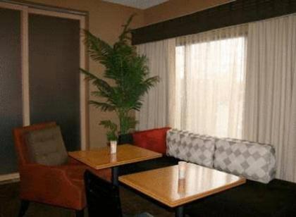 Hampton Inn Beckley - image 7