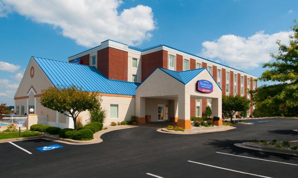 Fairfield Inn and Suites Beckley - image 2