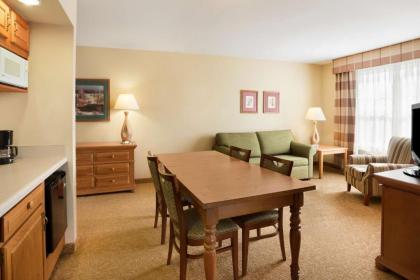 Country Inn & Suites by Radisson Beckley WV - image 10