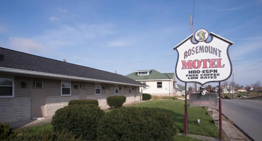 Rosemount Motel - image 5