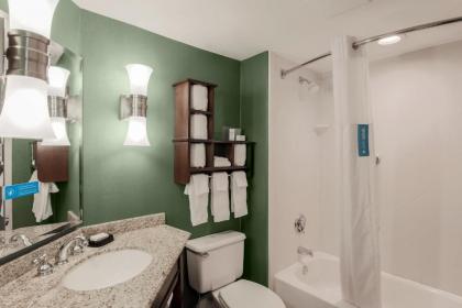 Hampton Inn Chicago-Midway Airport - image 3