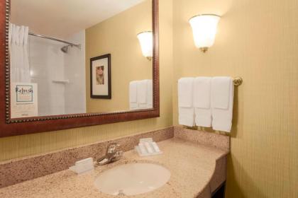 Hilton Garden Inn Chicago/Midway Airport - image 16