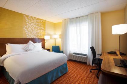 Fairfield Inn & Suites Chicago Midway Airport - image 6