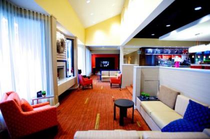 Courtyard by Marriott Dallas-Fort Worth/Bedford - image 11