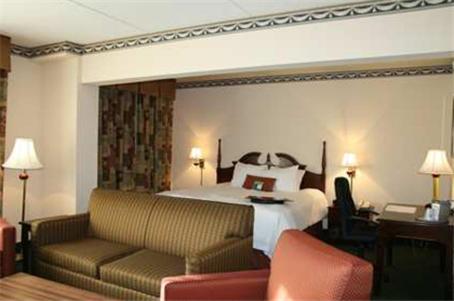 Hampton Inn Bedford - image 7