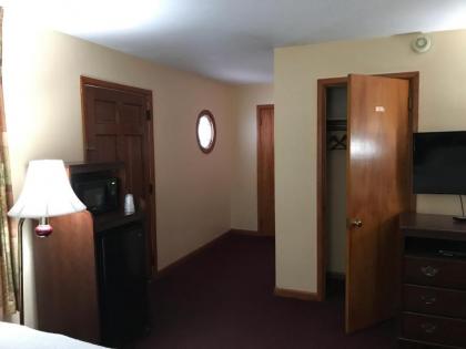 Motel Town House - image 12