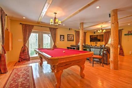 Deluxe Log Cabin with Pool Table 1 Mi to Hike and Ski - image 6