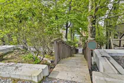 Updated Beech Mountain Condo with Mountain Views! - image 12