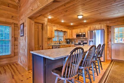 House of Views in Beech Mountain with Hot Tub Deck - image 10