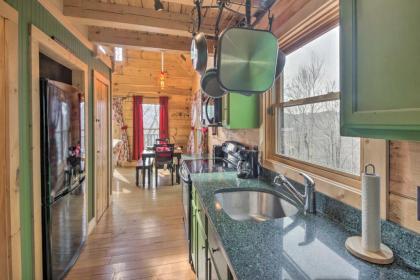 Beech Mountain Cabin with 180 Views - Near Hiking! - image 2