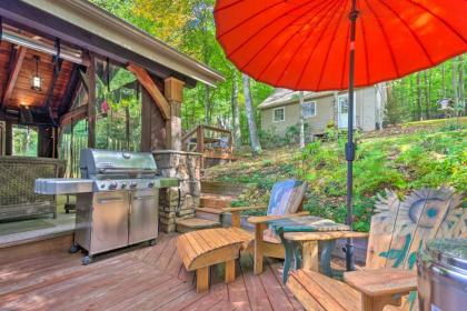 Stunning Beech Mountain Cabin with Porch and Hearth - image 14