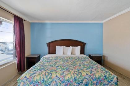 OYO Hotel Beeville -US 181 - image 10