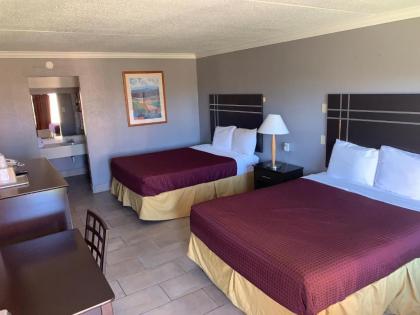 Executive Inn & Suites Beeville - image 9