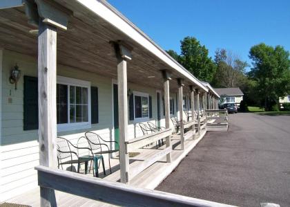 Seascape Motel & Cottages - image 8