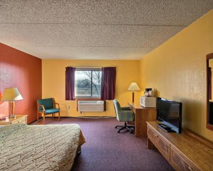 The Belgium Inn & Suites - image 11