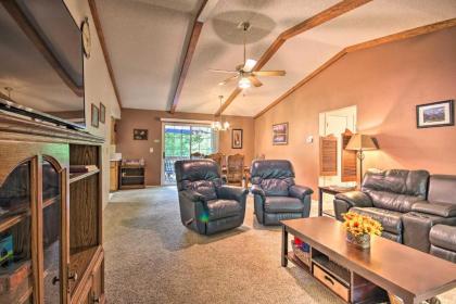 Bella Vista Home Base Near Mtn Biking and Golf! - image 2