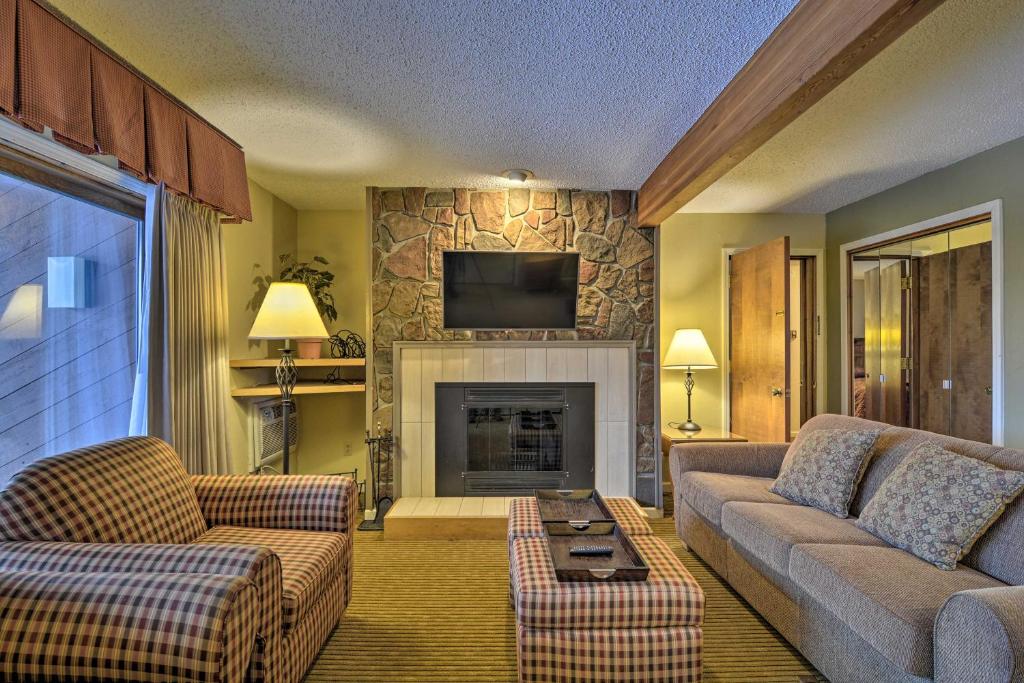 Cozy Shanty Creek Condo for Skiers and Golfers! - main image