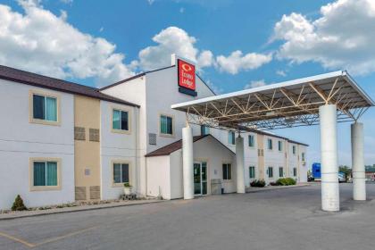 Econo Lodge Belle Fourche - image 6