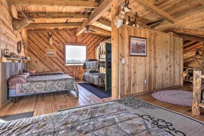 Custom Belle Fourche Cabin Great for Large Groups - image 11