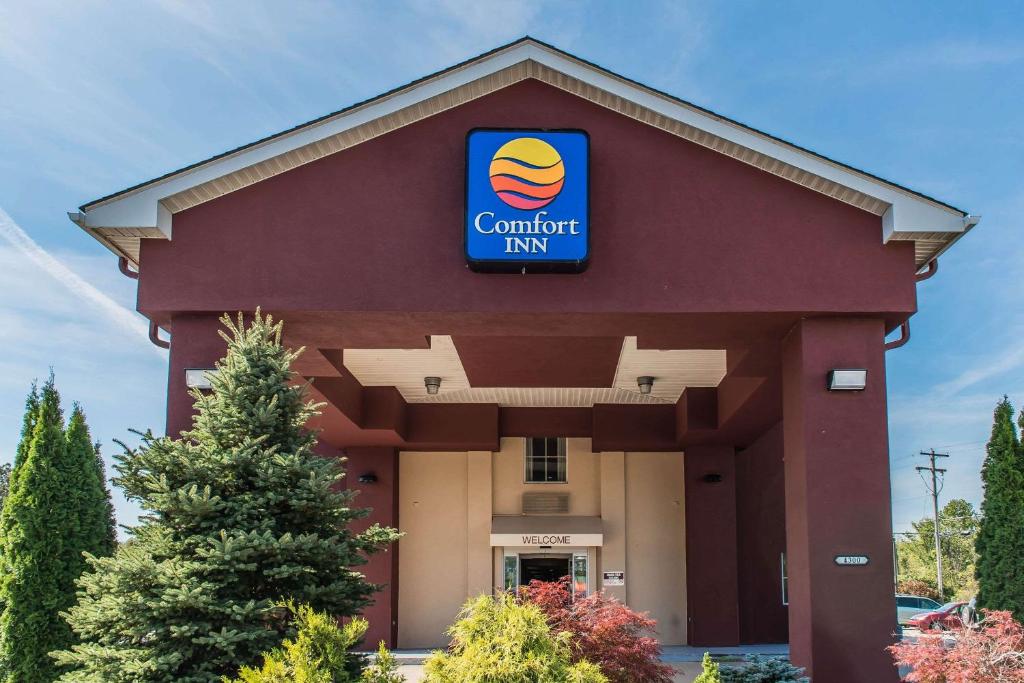 Comfort Inn Belle Vernon - main image