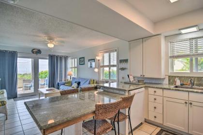 Breezy Belleair Beach Condo - 12 Steps to Shore! - image 14