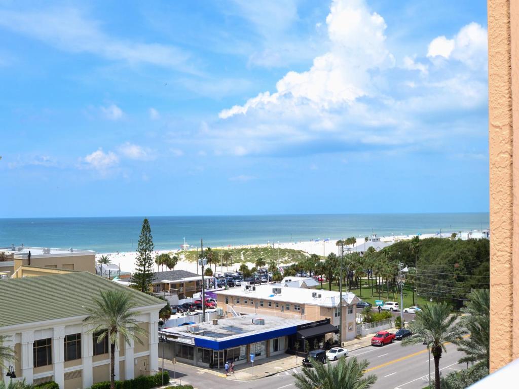 Belle Harbor 701W Luxury Condo with Panoramic Water View. 23088 - main image