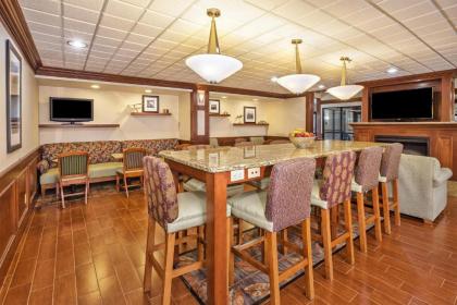 Hampton Inn Detroit/Belleville-Airport Area - image 13